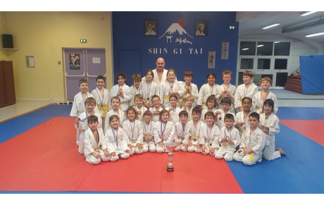 La coupe du tournoi de Soumoulou